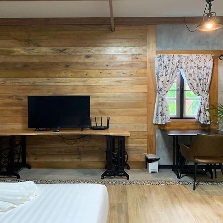 Forest Bungalows & Mama'S Restaurant Chalong Εξωτερικό φωτογραφία