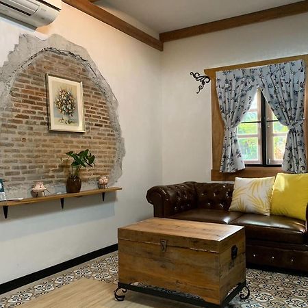 Forest Bungalows & Mama'S Restaurant Chalong Εξωτερικό φωτογραφία