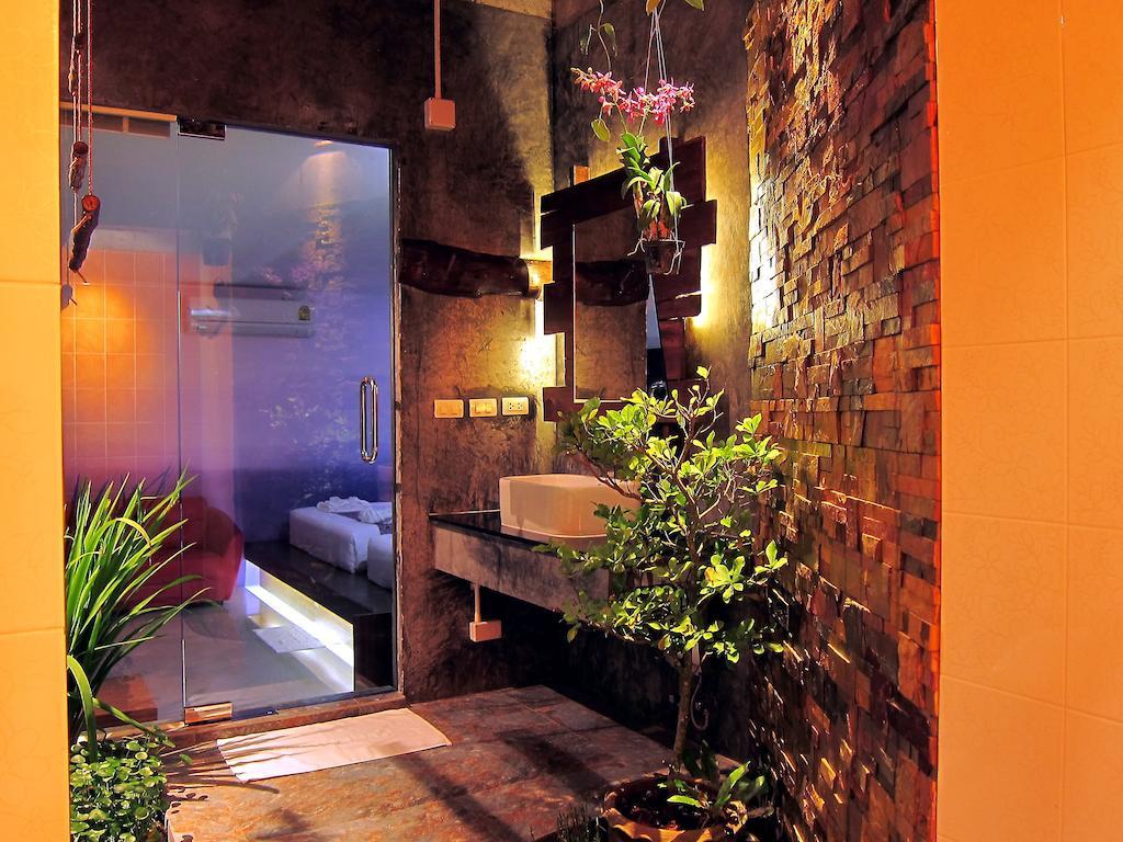 Forest Bungalows & Mama'S Restaurant Chalong Δωμάτιο φωτογραφία