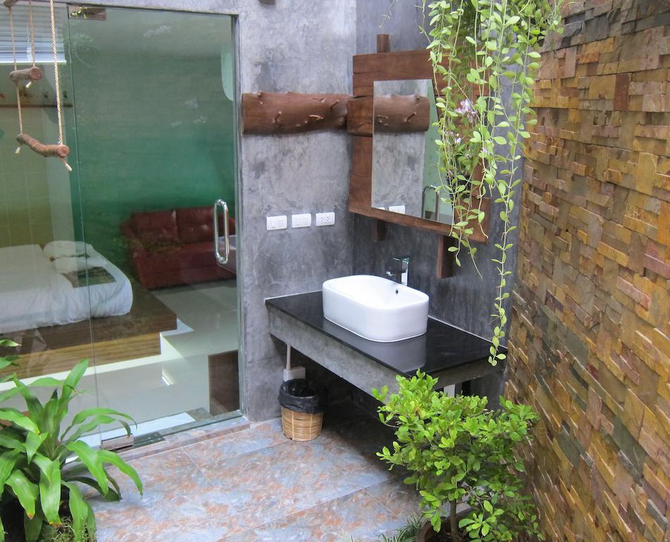 Forest Bungalows & Mama'S Restaurant Chalong Δωμάτιο φωτογραφία